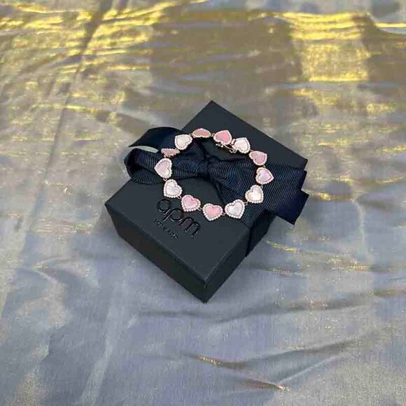 Apm Monaco Pink Mother-Of-Pearl Heart Bracelet - Picture 4 of 6